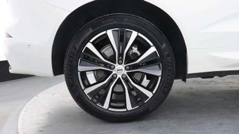 Volvo XC60 2.0 B5P Plus Dark 5dr AWD Geartronic