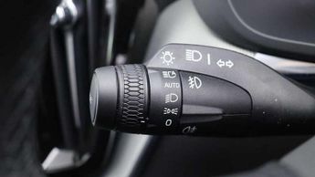 Volvo XC60 2.0 B5P Plus Dark 5dr AWD Geartronic