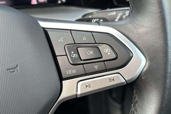 Volkswagen Golf 1.5 eTSI 150 Style 5dr DSG