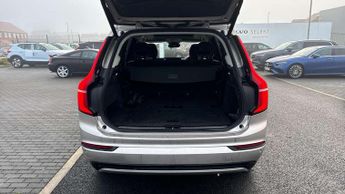 Volvo XC90 2.0 B5P Plus Dark 5dr AWD Geartronic
