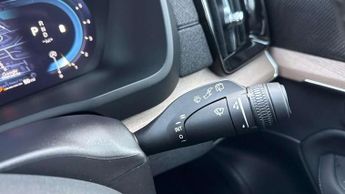 Volvo XC90 2.0 B5P Plus Dark 5dr AWD Geartronic