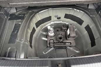 Volkswagen Polo 1.0 TSI 110 R-Line 5dr DSG