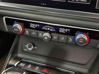 Audi Q3 35 TFSI Black Edition 5dr S Tronic [20" Alloy]