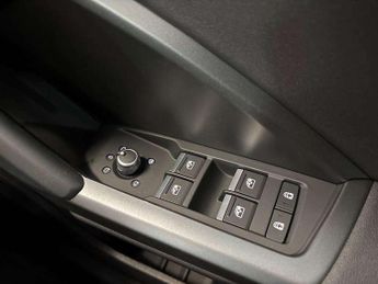 Audi Q3 35 TFSI Black Edition 5dr S Tronic [20" Alloy]