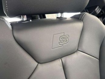 Audi Q3 35 TFSI Black Edition 5dr S Tronic [20" Alloy]
