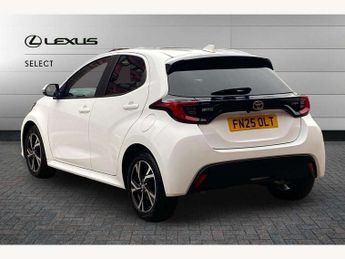 Toyota Yaris 1.5 Hybrid Design 5dr CVT