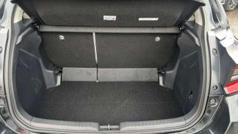 Toyota Yaris 1.5 Hybrid Excel 5dr CVT