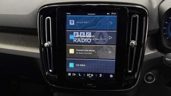 Volvo XC40 2.0 B4P Ultimate Dark 5dr Auto