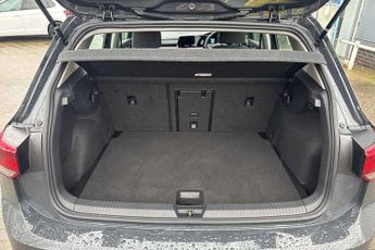 Volkswagen Golf 1.5 eTSI 150 Style 5dr DSG