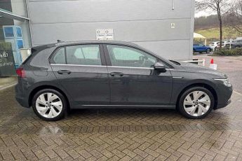 Volkswagen Golf 1.5 eTSI 150 Style 5dr DSG