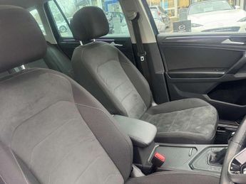 Volkswagen Tiguan 1.4 TSI eHybrid Elegance 5dr DSG