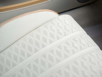 Bentley Continental GT 4.0 V8 Hybrid Mulliner 2dr Auto