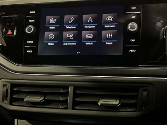 Volkswagen Polo 1.0 TSI 115 R-Line 5dr DSG