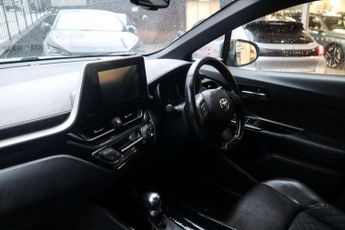 Toyota C-HR 1.8 Hybrid Excel 5dr CVT