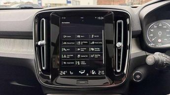 Volvo XC40 2.0 B4P Inscription 5dr AWD Auto