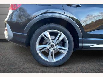 Audi Q3 40 TDI 200 Quattro S Line 5dr S Tronic