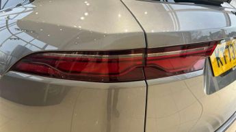 Jaguar F-Pace 2.0 D200 R-Dynamic HSE Black 5dr Auto AWD