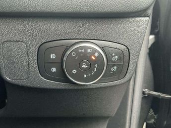 Ford Focus 1.0 EcoBoost Hybrid mHEV ST-Line X 5dr Auto