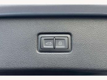 Audi Q7 50 TDI Quattro Black Edition 5dr Tiptronic