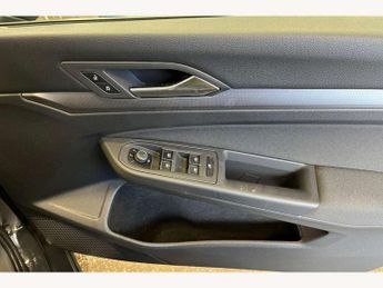 Volkswagen Golf 1.5 eTSI 150 Active 5dr DSG