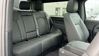 Land Rover Defender 3.0 D250 X-Dynamic SE 90 3dr Auto