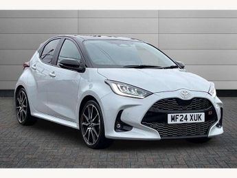 Toyota Yaris 1.5 Hybrid 130 GR Sport 5dr CVT