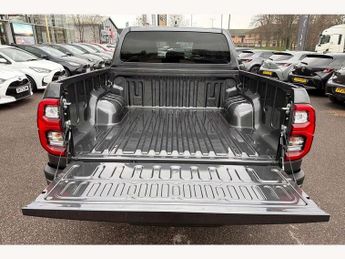 Toyota Hilux Invincible X D/Cab Pick Up 2.8 D 48V Auto