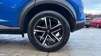 Nissan Juke 1.0 DiG-T N-Connecta 5dr DCT