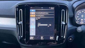Volvo XC40 Recharge 1.5 T4 Recharge PHEV Core Bright 5dr Auto