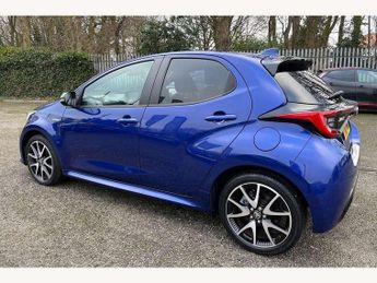 Toyota Yaris 1.5 Hybrid Dynamic 5dr CVT