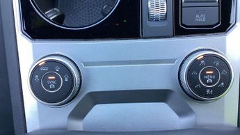 Volkswagen Touareg 3.0 V6 TSI PHEV 4Motion R 5dr Tip Auto