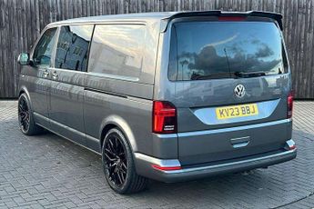 Volkswagen Transporter 2.0 TDI 150 Highline Kombi Van DSG