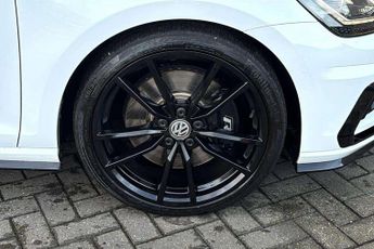 Volkswagen Golf 2.0 TSI 310 R 5dr 4MOTION DSG