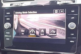Volkswagen Golf GTI 2.0 TSI GTI 5dr DSG