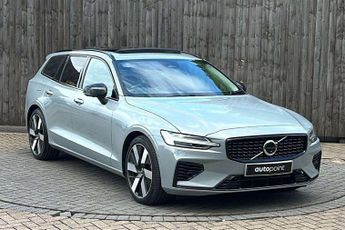 Volvo XC40 2.0 B4P Ultra Dark 5dr Auto