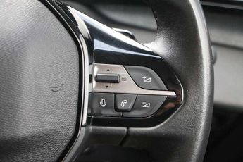Peugeot 308 1.2 PureTech Allure Premium 5dr EAT8