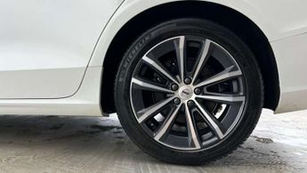 Volvo V60 2.0 B3P Momentum 5dr Auto