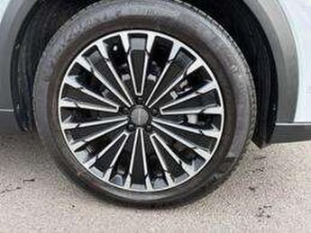 Omoda 9 1.5T SHS Noble 5dr 3DHT