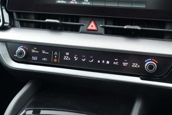 Kia Sportage 1.6T GDi HEV 3 5dr Auto