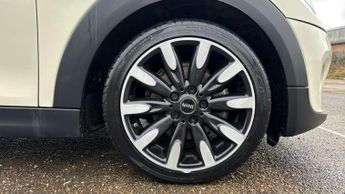 MINI Hatchback 5dr 1.5 Cooper Exclusive II 5dr Auto