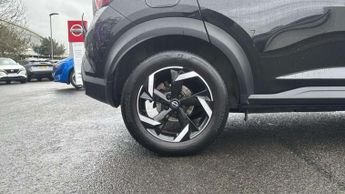 Nissan Juke 1.6 Hybrid N-Connecta 5dr Auto