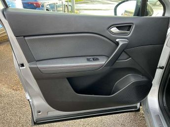 Renault Captur 1.3 TCE 140 R.S. Line 5dr EDC