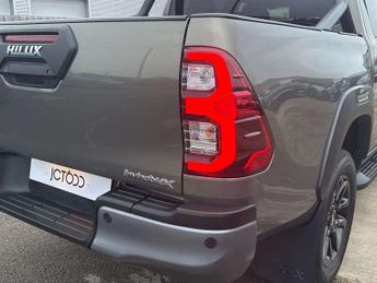 Toyota Hilux Invincible X D/Cab Pick Up 2.8 D 48V Auto