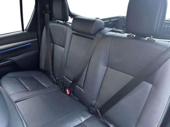 Toyota Hilux Invincible X D/Cab Pick Up 2.8 D 48V Auto