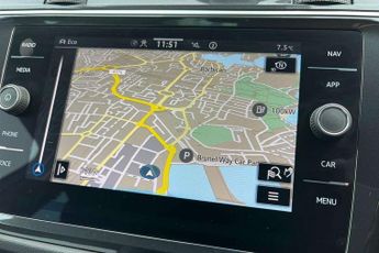 Volkswagen Tiguan 2.0 TDI R-Line 5dr DSG