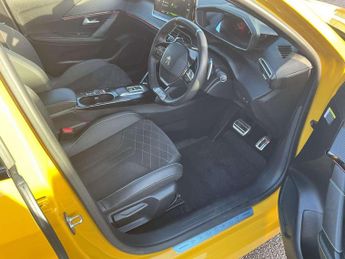 Peugeot 208 1.2 PureTech 130 GT Premium 5dr EAT8