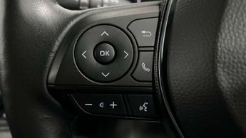 Suzuki Swace 1.8 Hybrid Motion 5dr CVT