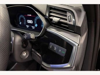 Audi Q3 35 TFSI Black Edition 5dr S Tronic [Tech Pro]