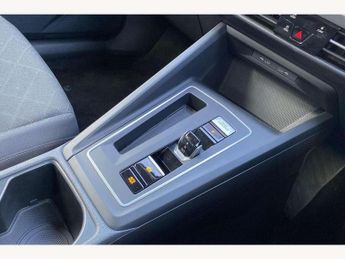 Volkswagen Golf 2.0 TDI Life 5dr DSG