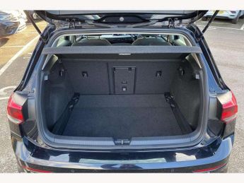 Volkswagen Golf 2.0 TDI Life 5dr DSG